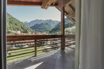 Lovely ski area hotel for sale in Northern Italy
