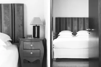 Отель на первой линии Лазурного берега между Ниццей и Каннами