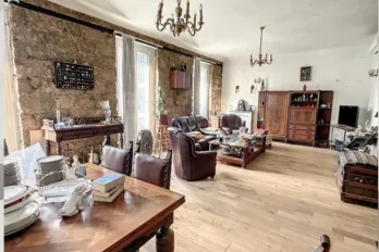 Apartment house for sale in the centre of Nice