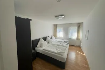 For Sale Completely Renovated Hotel With A Restaurant/Catering Unit With 14% Return, Essen