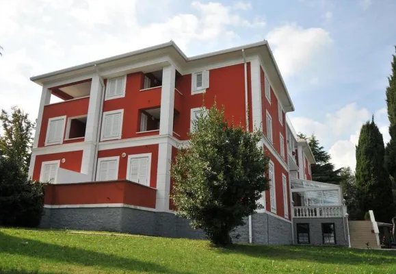 Hotel for sale on the first row to the sea in Istria - pic.14