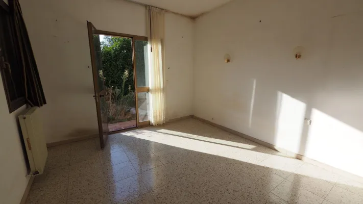 Villa mit 3 Schlafzimmern und Meerblick mit Renovierungsprojekt - Foto 12