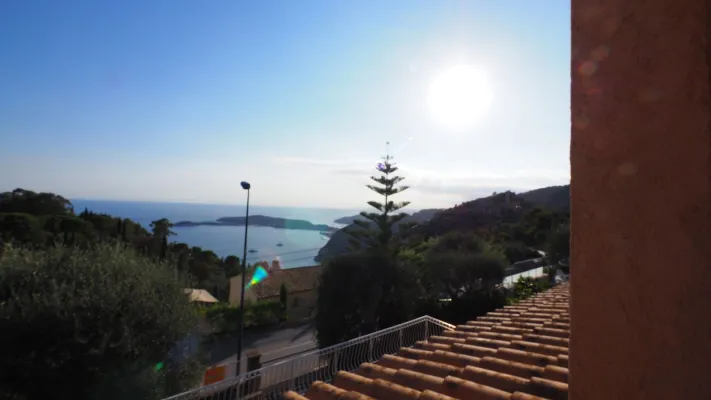 Villa mit 3 Schlafzimmern und Meerblick mit Renovierungsprojekt - Foto 15