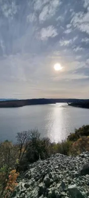 Investitionsprojekt für den Bau einer luxuriösen Eigentumswohnung am Meer in einem Vorort von Rijeka - Foto 3