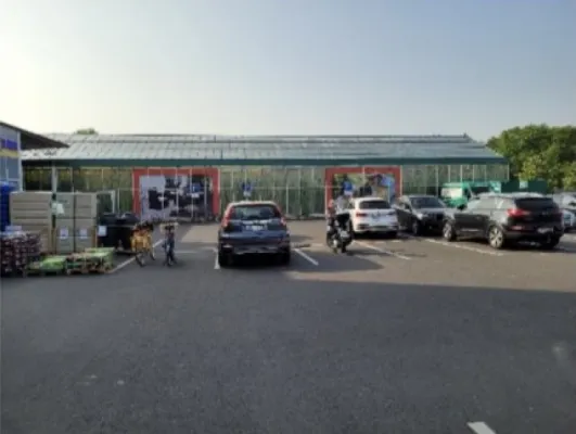 Verkauf von Attraktiver Baumarkt mit Gartencenter in der Nähe von Bonn - Foto 2