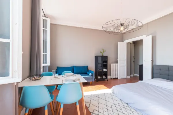 Mehrfamilienhaus mit 24 Zimmern zu verkaufen, Meerblick - Foto 2