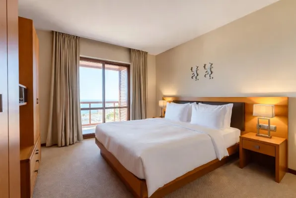 4**** Hotel for Sale in a Building with a Classic Interior, Batumi - pic.1